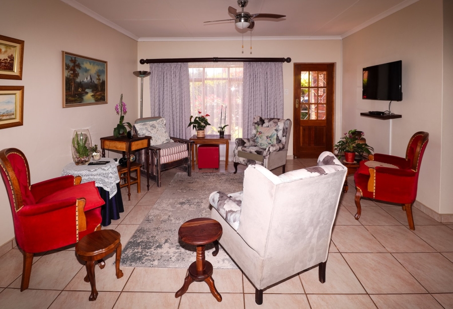 3 Bedroom Property for Sale in Flamwood North West